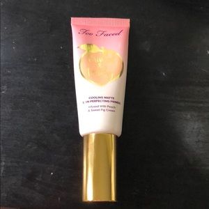 Too faced peach primer!